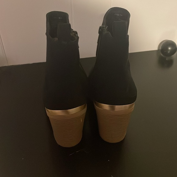 Miranda Booties - Picture 4 of 7